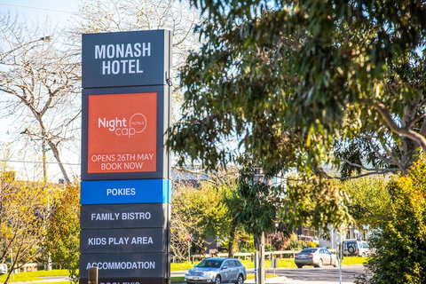 Nightcap At Monash Hotel - Accommodation Port Hedland 1