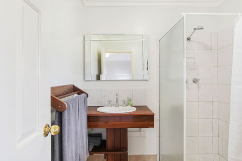 Shambhala Guesthouse - Accommodation Port Hedland 3