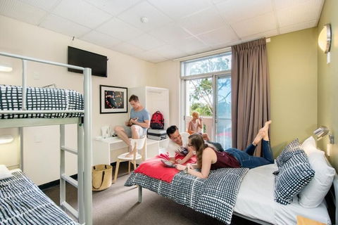 Adelaide Central YHA - Hostel - Accommodation Port Hedland 6