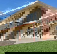 Seven Pines Motor Inn - Accommodation Port Hedland