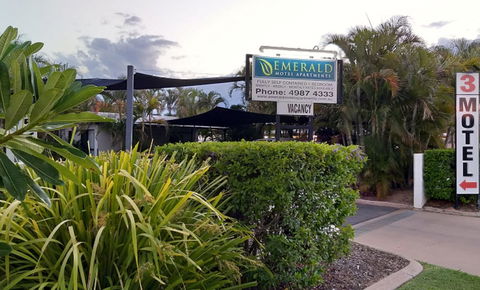 Emerald Motel Apartments - Accommodation Port Hedland 0