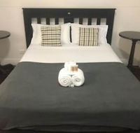 The Irish Village - Accommodation Port Hedland