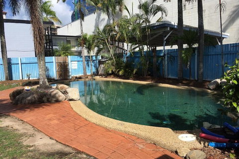 Reef Backpackers - Accommodation Port Hedland 3