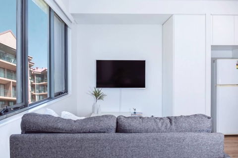 E06-darling Harbour Studio - Accommodation Port Hedland 1