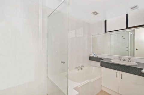 Tasman Towers 9 3 Munster Street - Accommodation Port Hedland 2