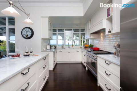 Sunrise At Sanquar Noosa Hinterland - Accommodation Port Hedland 6