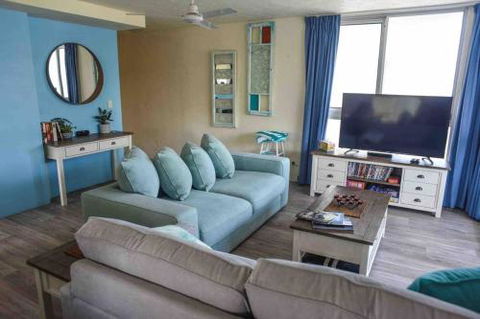 Pool Tennis Alexandra Headlands Oceanfront Resort - Accommodation Port Hedland 1