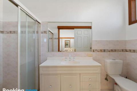 Surf Mist - Accommodation Port Hedland 0