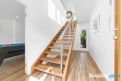 Mudjimba Island Beach House - Accommodation Port Hedland 2