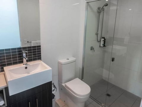 Airtrip Apartments On River Street - Accommodation Port Hedland 6