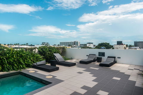 Airtrip Apartments On River Street - Accommodation Port Hedland 0