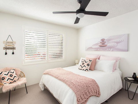 Lakes Way - Accommodation Port Hedland 6