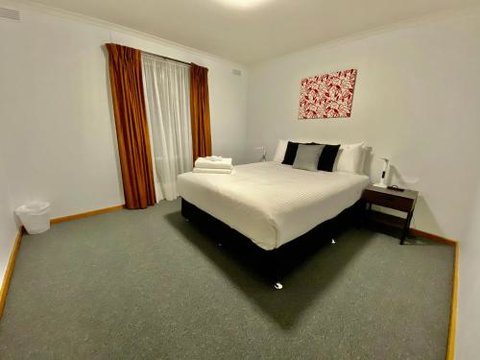 Sevens Avenue Guest House - Accommodation Port Hedland 6