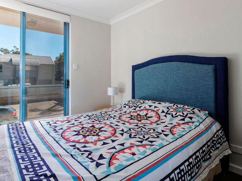 Across The Road From The Beach! - Accommodation Port Hedland 3