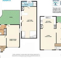 Seaside Escape at Jones Beach swimming pool - Accommodation Port Hedland