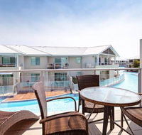 245 Pacific Blue 265 Sandy Point Rd air conditioned unit with resort facilities  linen supplied - Accommodation Port Hedland