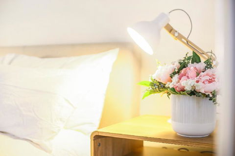 A Modern 2BR CBD Apt City Views FREE Parking - Accommodation Port Hedland 2