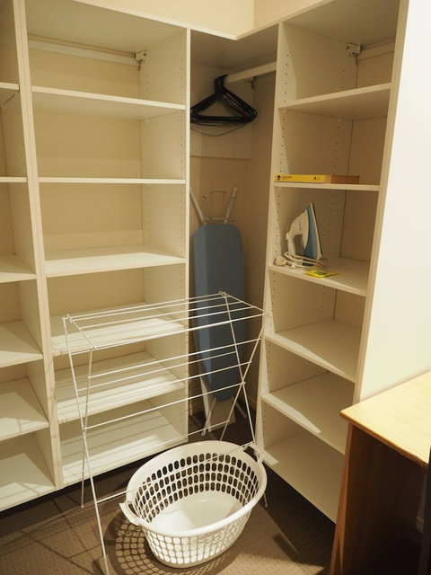 Master Suite With Private Entrance - Accommodation Port Hedland 1