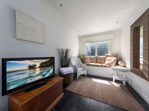 THE BEACH HOUSE Gerroa 4pm Check Out Sundays - Accommodation Port Hedland 2