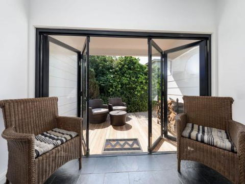 THE BEACH HOUSE Gerroa 4pm Check Out Sundays - Accommodation Port Hedland 3