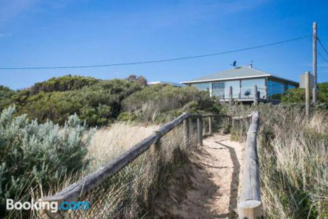 Anchor Beachfront Retreat - Accommodation Port Hedland 2