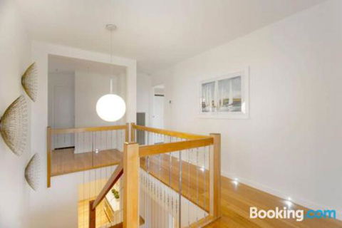 Anchor Beachfront Retreat - Accommodation Port Hedland 0