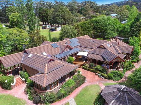 THE ELMS Berry Berry & Surrounds 4pm Check Out Sundays - Accommodation Port Hedland 4