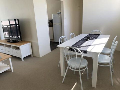 Flynns Retreat Everard Street - Accommodation Port Hedland 2