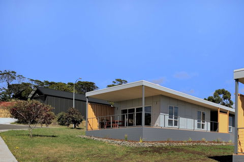 Archella 2 - Beautifully Appointed, Close To Golf Course & Play Ground - Accommodation Port Hedland 0