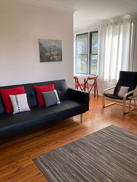 Hamlet House - Accommodation Port Hedland 6