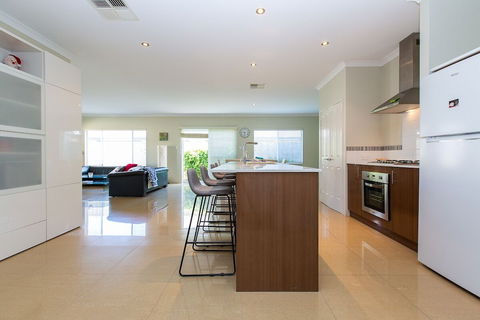 The Currawong - Accommodation Port Hedland 4