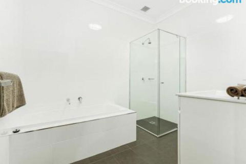 SURF BEACH DREAMS Kiama & Surrounds 4pm Check Out Sundays - Accommodation Port Hedland 5