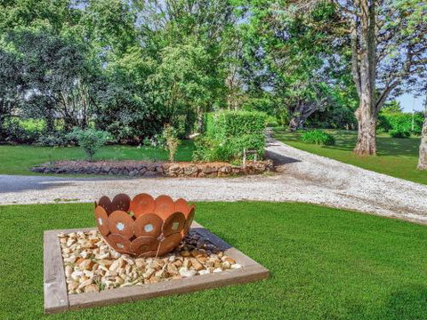 NORMANDIE PARK Exeter 4pm Check Out On Sundays - Accommodation Port Hedland 6