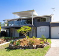 Blue Waters 7 Cook St. Pet Friendly  Water Views - Accommodation Port Hedland
