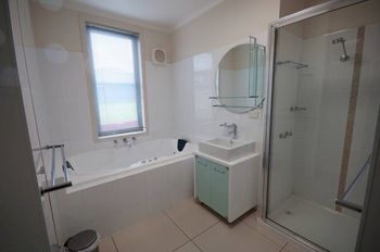 Holiday Makers - Accommodation Port Hedland 4