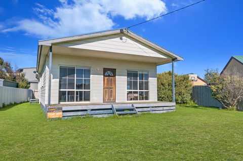 Julieanne - Accommodation Port Hedland 1