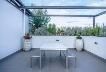 Vibrant City Pad - Accommodation Port Hedland 6