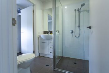 Watt Street 1 BR Apartment W Ocean Views - Accommodation Port Hedland 2