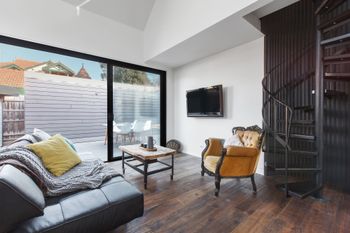 Architects Urban Retreat In Malvern - Accommodation Port Hedland 0