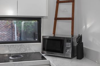 Architects Urban Retreat In Malvern - Accommodation Port Hedland 6