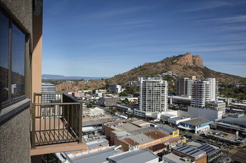 Holiday Inn Townsville - Accommodation Port Hedland 6