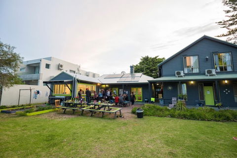 Dunsborough Beachouse YHA Backpackers - Accommodation Port Hedland 1