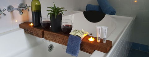 Dunes - Elegant Beach Villa With Huge Swim Spa - Accommodation Port Hedland 6