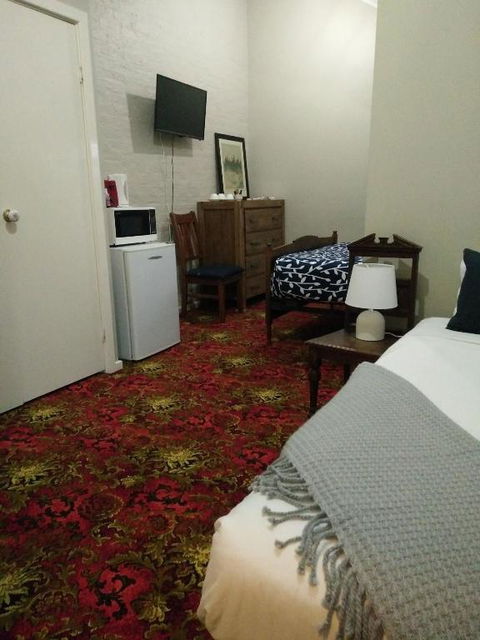 Ithaca 1896 Manor - Accommodation Port Hedland 5