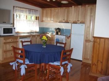 Buttercup Cottage & Private Apartment - Accommodation Port Hedland 6