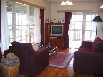 Buttercup Cottage & Private Apartment - Accommodation Port Hedland 5