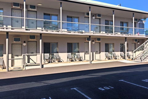 New England Motor Inn - Accommodation Port Hedland 3