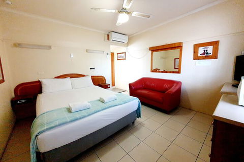 Ardeanal Motel West Wyalong - Accommodation Port Hedland 6