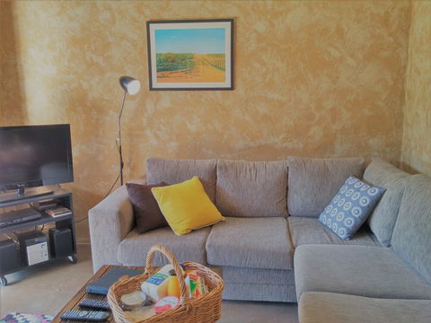 Milton Country Cottages - Accommodation Port Hedland 2