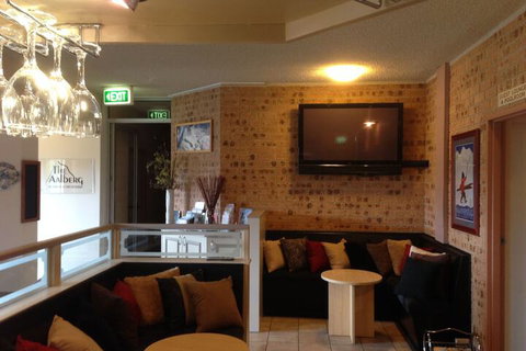 Aalberg Chalet - Accommodation Port Hedland 2